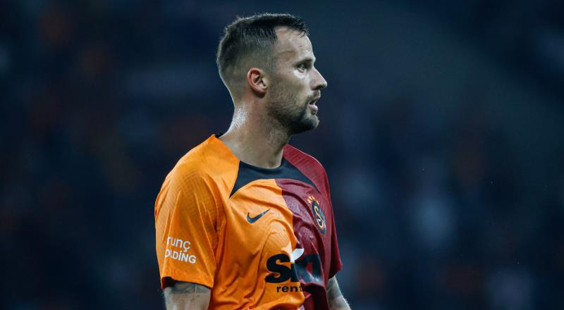 Galatasaray'da kiralık olarak forma giyen Haris Seferovic, İsviçre'nin Dünya Kupası'na veda ettiği Portekiz karşılaşmasının ardından açıklamalarda bulundu.